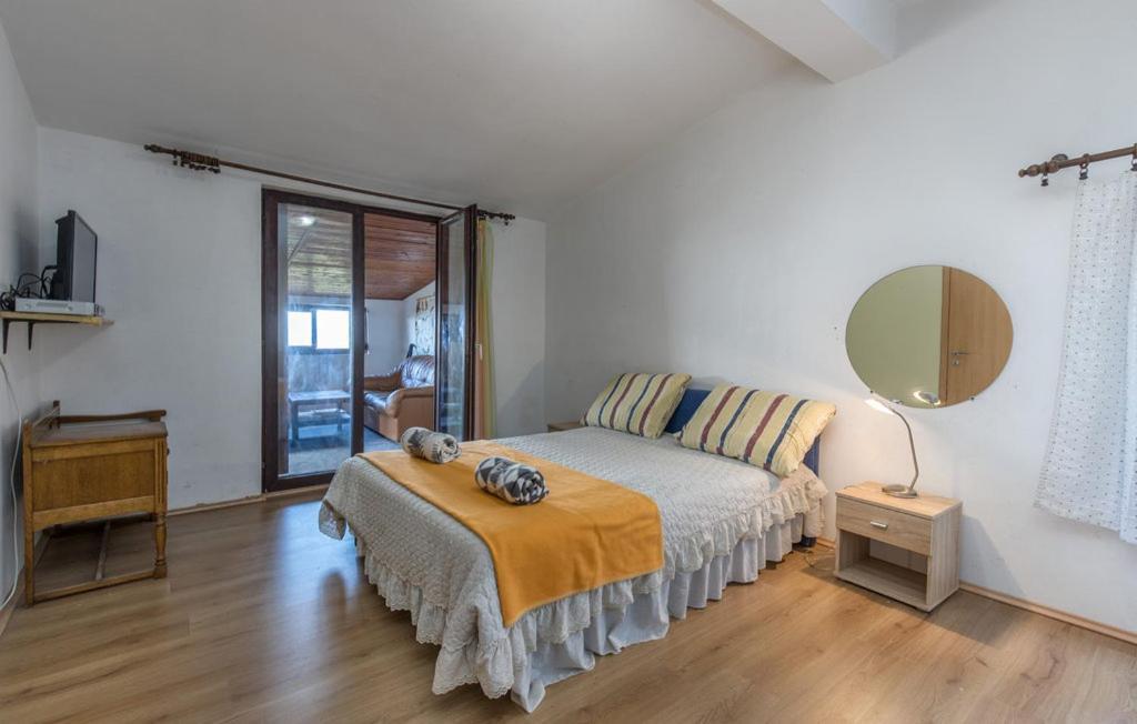 Apartment Bilic Klenovica Bagian luar foto