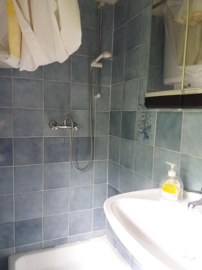 Apartment Bilic Klenovica Bagian luar foto
