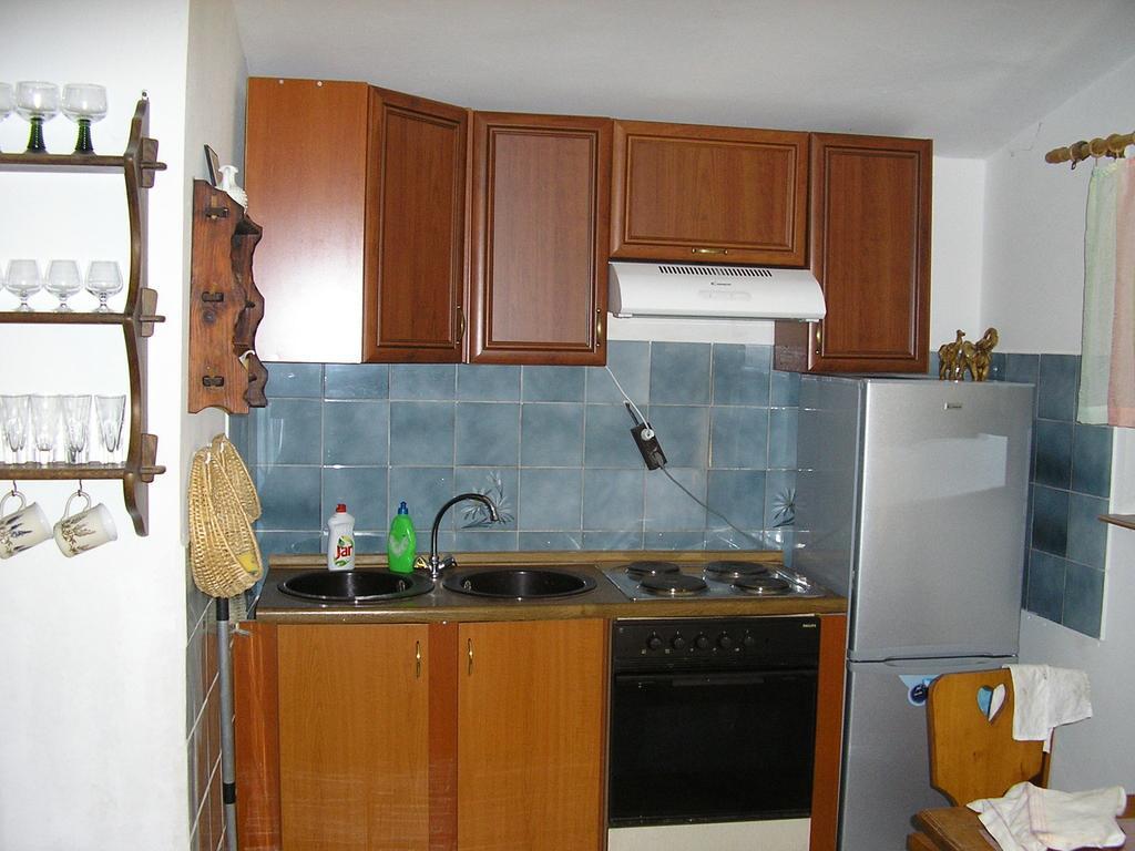 Apartment Bilic Klenovica Ruang foto